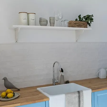 Relaxing And Authentic Terrace Duplex Near Alfama Lissabon